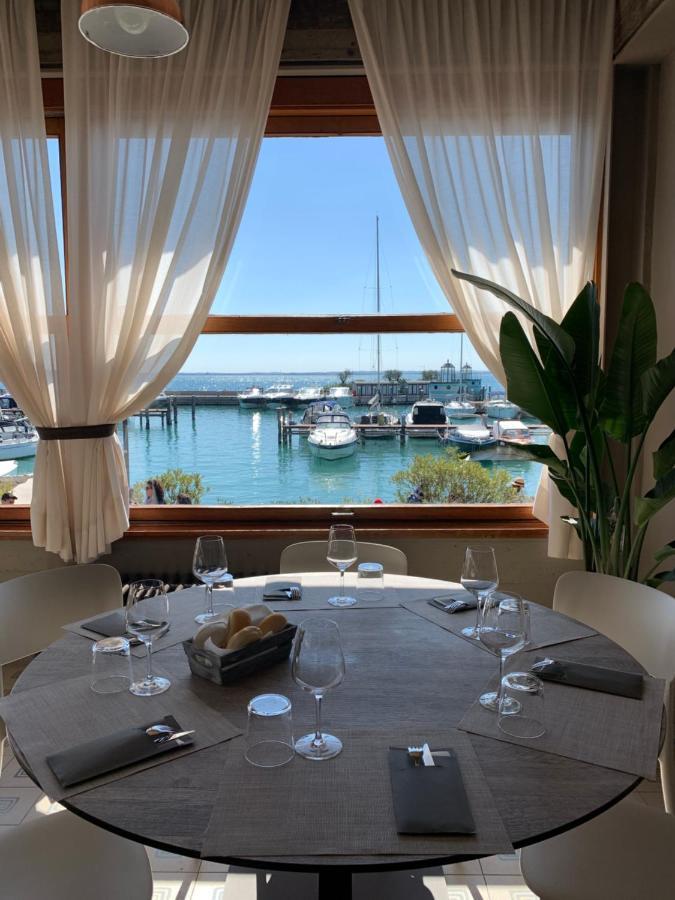 Albergo La Pescatrice Moniga del Garda Екстериор снимка